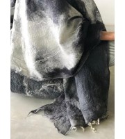 Large Shawl black & white