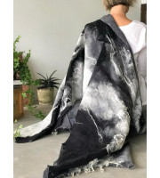 Large Shawl black & white
