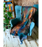 Large shawl of a blue shade