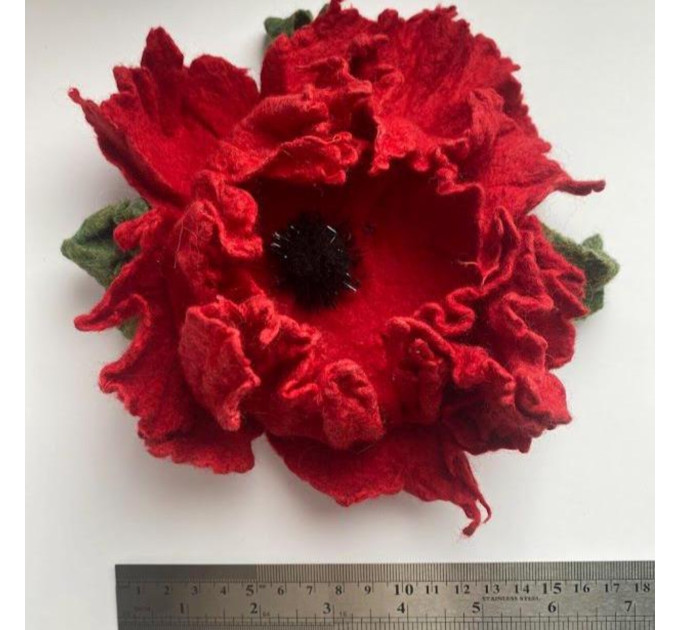 Large red wool poppy brooch
