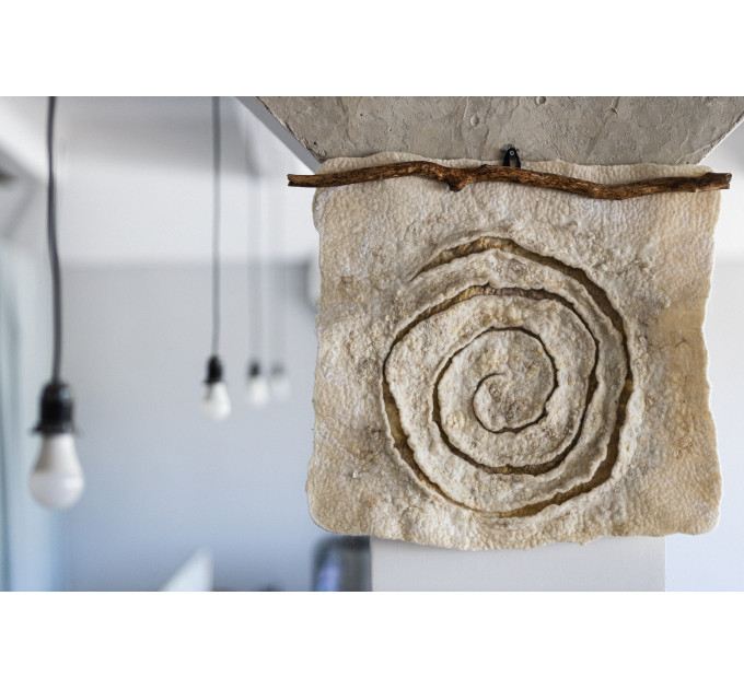 Wool wall decor